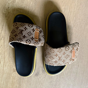 Louis Vuitton Pool Pillow Flat Comfort Mule | eBay
