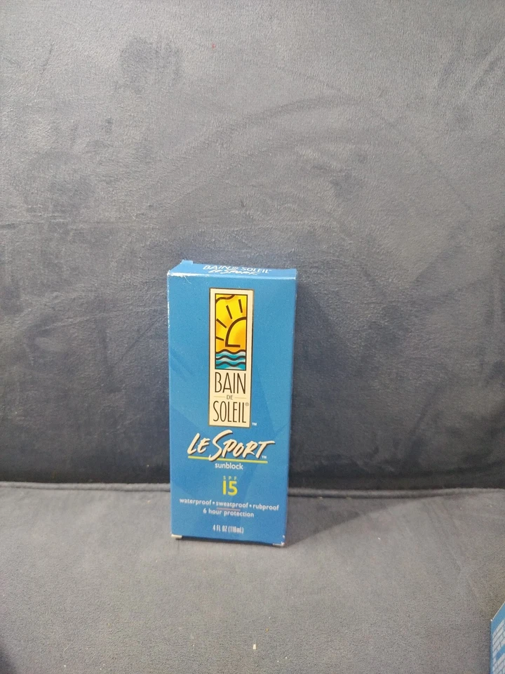 Bain De Soleil Le Sport Sunblock SPF 15 4 FL Oz NOS Waterproof Sweatproof 6 hour - Image 3 of 4