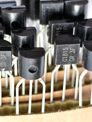 [10 pcs] C1815 GR SANYO ORIGINAL Silicon NPN gen purpose transistor 2SC1815 TO92