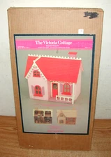 VINTAGE BEACHWOOD LTD. THE VICTORIA COTTAGE WOOD DOLL HOUSE KIT NEW OLD STOCK