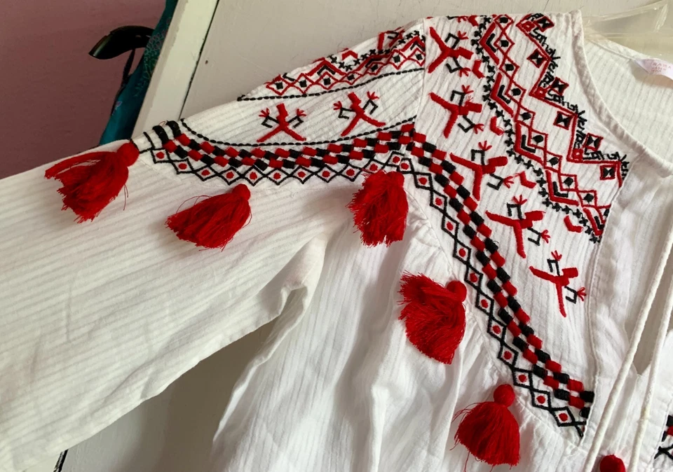 ZARA Tunic Top XS White & Red Cotton Tasselled Embroidered Long Sleeve - Image 4 of 4