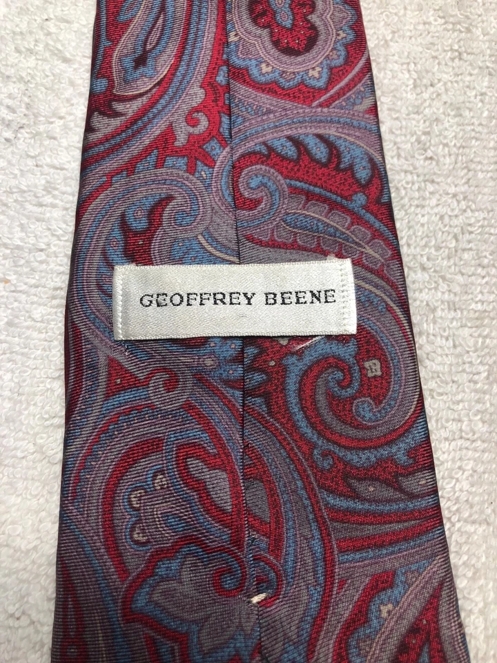 GEOFFREY BEE МУЖСКОЙ ГАЛСТУК КРАСНЫЙ С СИНИЙ И СЕРЫЙ ПЕЙСЛИ 3,5 X 58 - Изображение 4 из 4