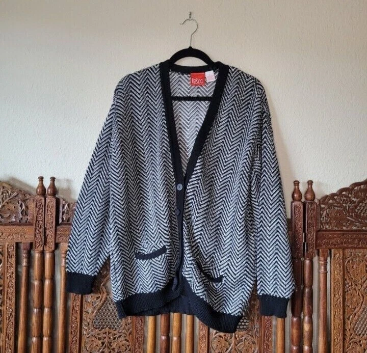 Cardigã vintage Liz&Co malha de algodão preto e branco botão para baixo Light Academia - Imagem 2 de 4