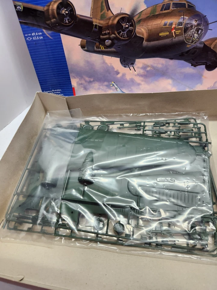 REVELL 04297 B-17F MEMPHIS BELLE MODEL WWII Bomber Plane KIT 1:48 SCALE OPEN BOX - Image 4 of 4