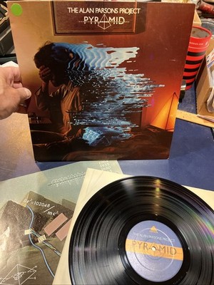 The Alan Parsons Project: Pyramid 1986 LP AB 4180 W/ Poster, EX