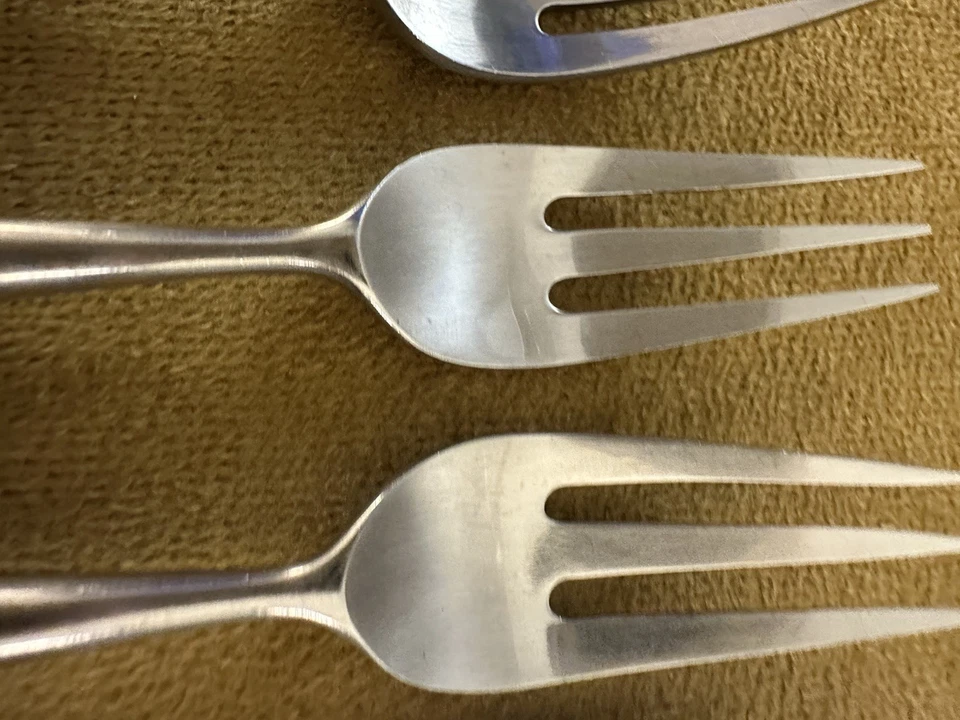 (6) Towle Lauffer Norway Palisander Stainless wood Dinner Forks MCM 7 1/4" - Image 4 of 4