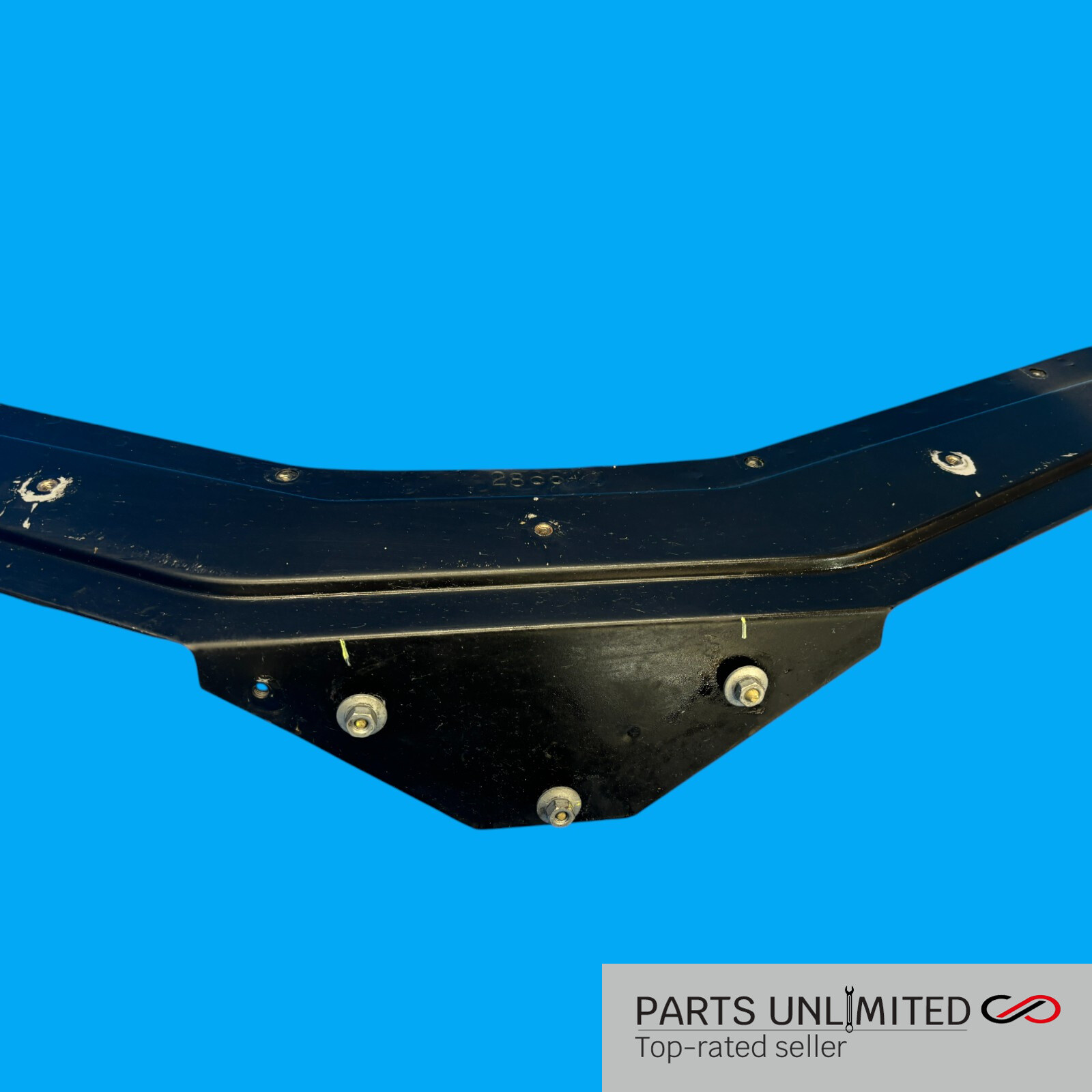 03-12 Maserati Quattroporte M139 OEM front upper radiator reinforcement support