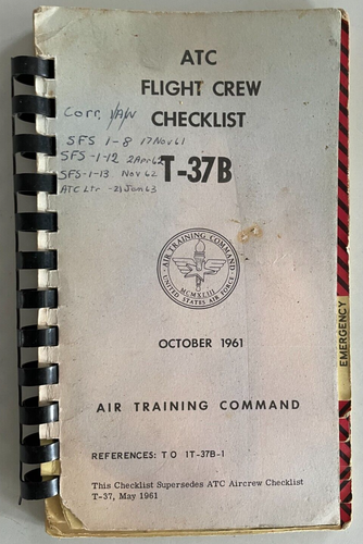 RARE! Air Force Oct. 1961 PILOT'S FLIGHT CREW CHECKLIST T-37B AIR TRAINING VTG