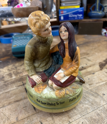 1971 Love Story Rotating Ceramic Music Box Sankyo Made in Japan