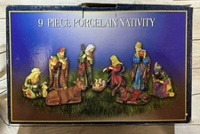 Vintage  9 piece Porcelain Nativity Set Holy Family 3 Wisemen Donkey Cow NOS