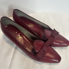 Vtg Merlot pointed toe flats w/ bows Size 7 Old Money, basics classic