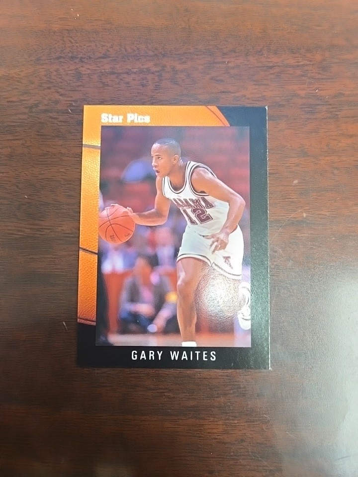 1991 Star Pics Basketball #1-72 and 1991 Courtside Draft Pix Basketball #1-45