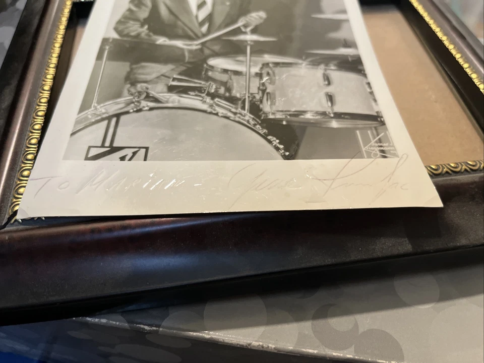 Foto firmada de Gene Krupa - A Marion, firmada en Steel Pier, Atlantic City NJ Foto 2 de 4