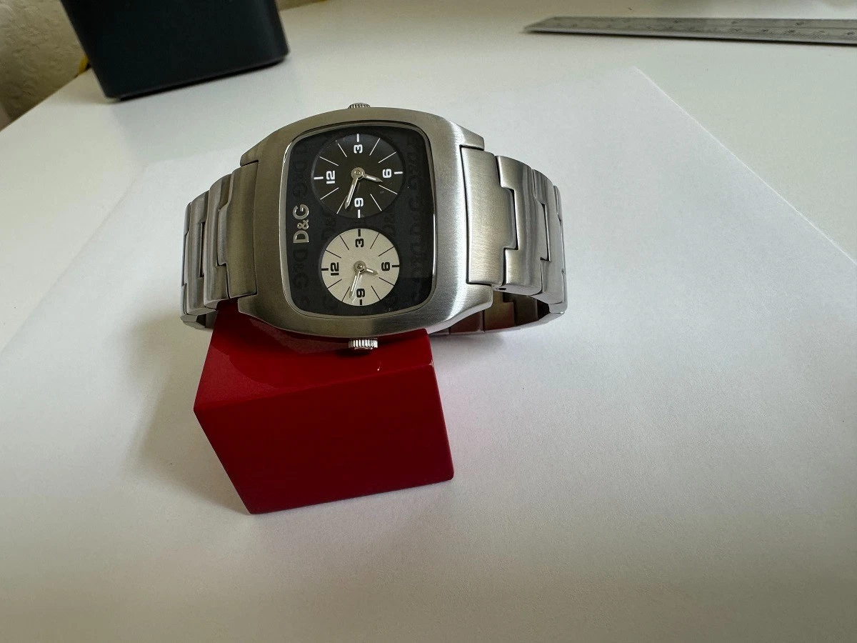 Dolce&Gabbana Stainless Steel Case 30 m (3 ATM) Water Resistance