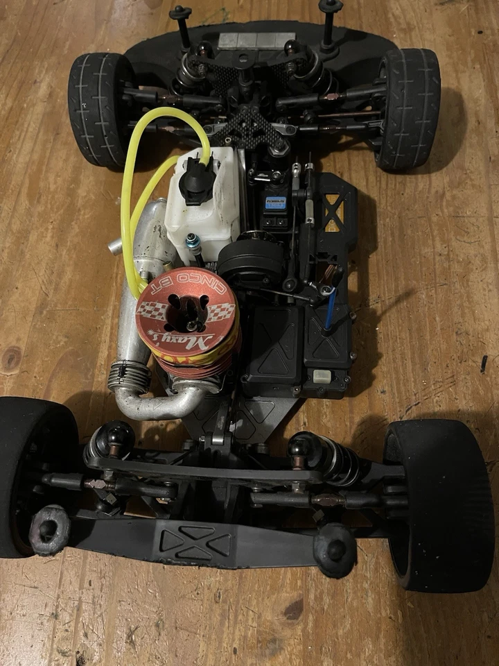 Serpent Cobra GT 1/8 RC Car Novarossi Engine And Exhaust With 2 Bodies. - Image 2 of 4