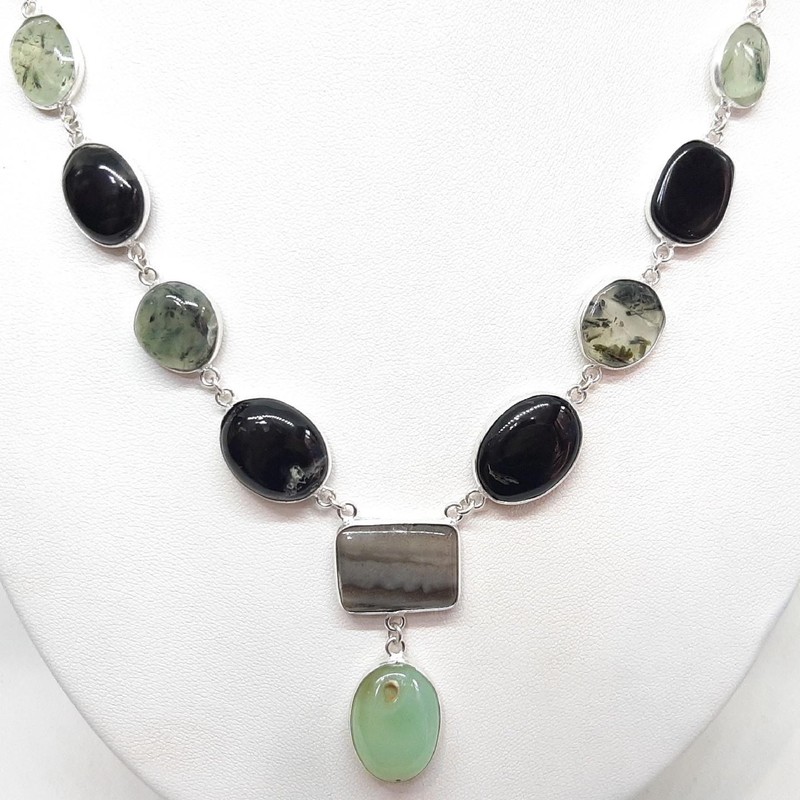 Genuine 76.40ctw Black Onyx, Agate & Prehnite Silver Necklace 27.6g