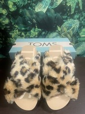 TOMS Susie Eva Slip On Leopard Faux Fur Slippers Size 7 Slides Sandals