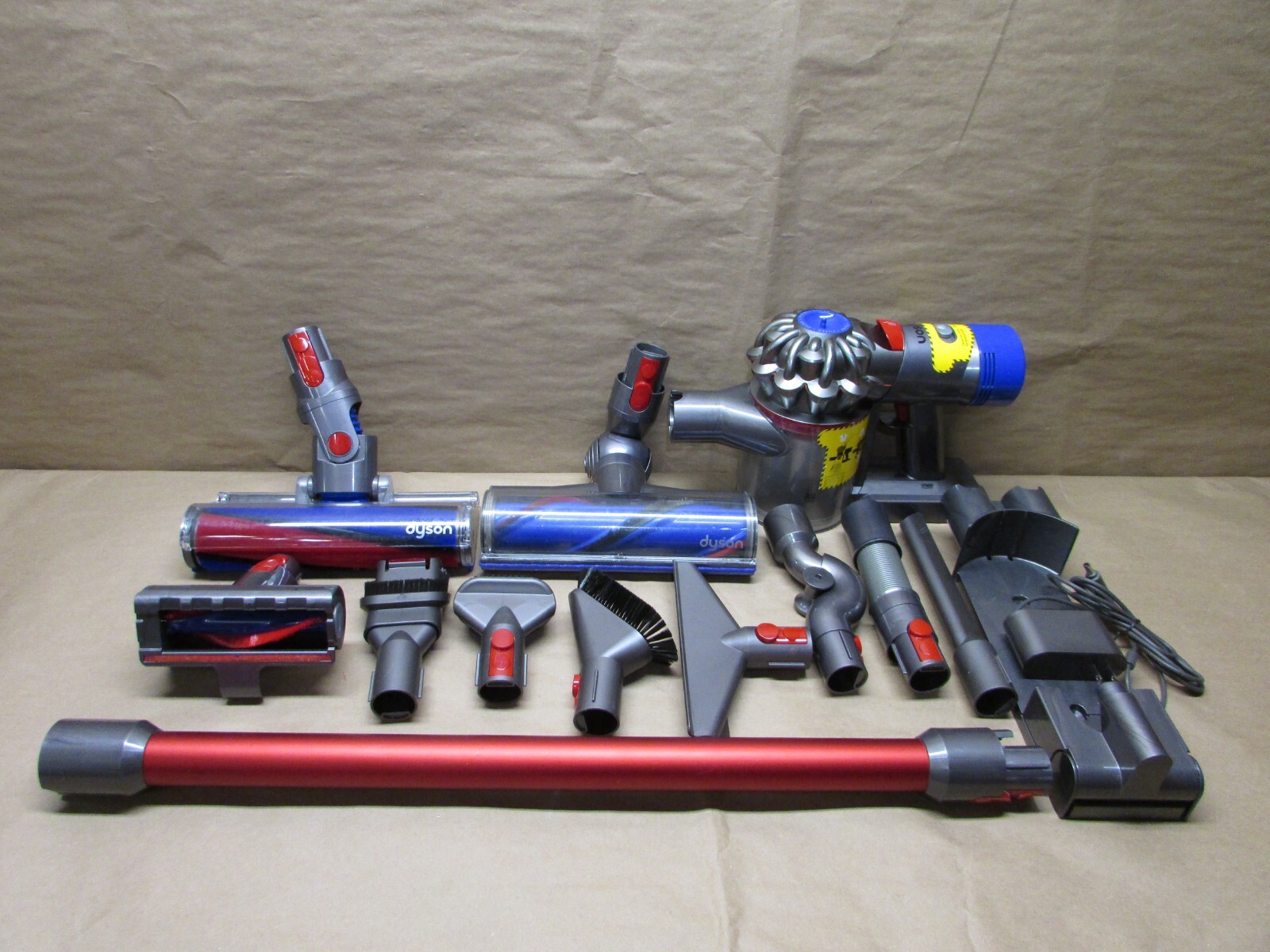 Dyson V8 Animal Pro + Cordless Vacuum 885609020099 eBay