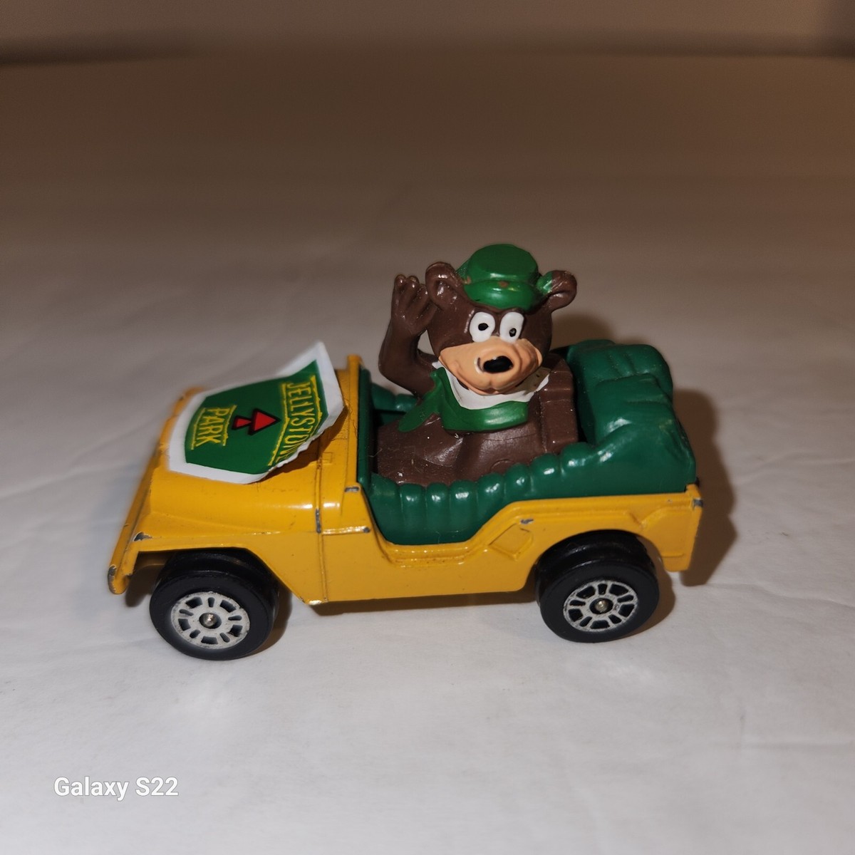 Vintage 1981 Corgi Juniors Yogi Bear Diecast Jeep CJ5 Vintage 1981 Corgi Juniors Yogi Bear Diecast Jeep CJ5