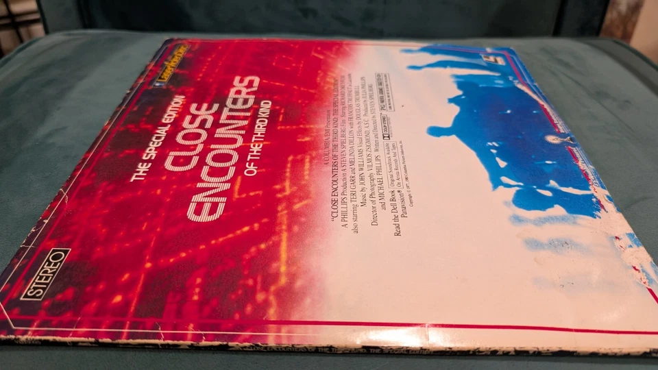Close Encounters Of The Third Kind ￼- Special Edition Laserdisc Movie - Image 4 of 4