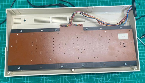 RARE PET Keyboard Commodore VIC 20 Tested Works With Power Supply & TV Connector - Afbeelding 9 van 16