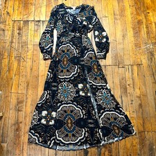 H&M Maxi Dress Women 4 Multi Paisley Print Long Sleeve V-Neck Double Front Split