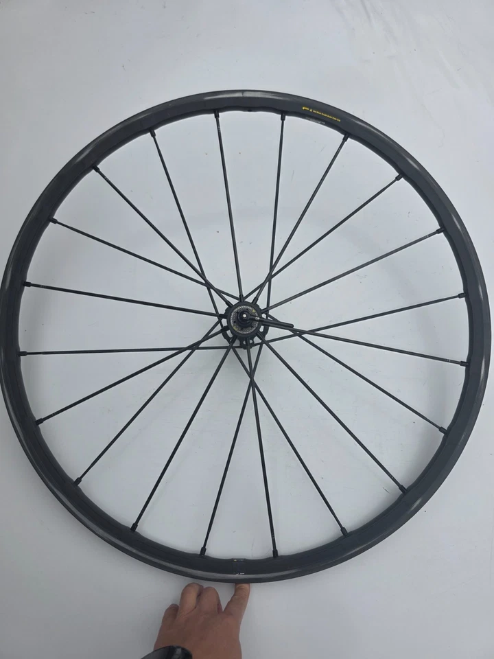 Set ruote reflex Mavic R-Sys, 700c, clincher, mozzo Shimano 11 velocità, buone condizioni! - Immagine 2 di 4