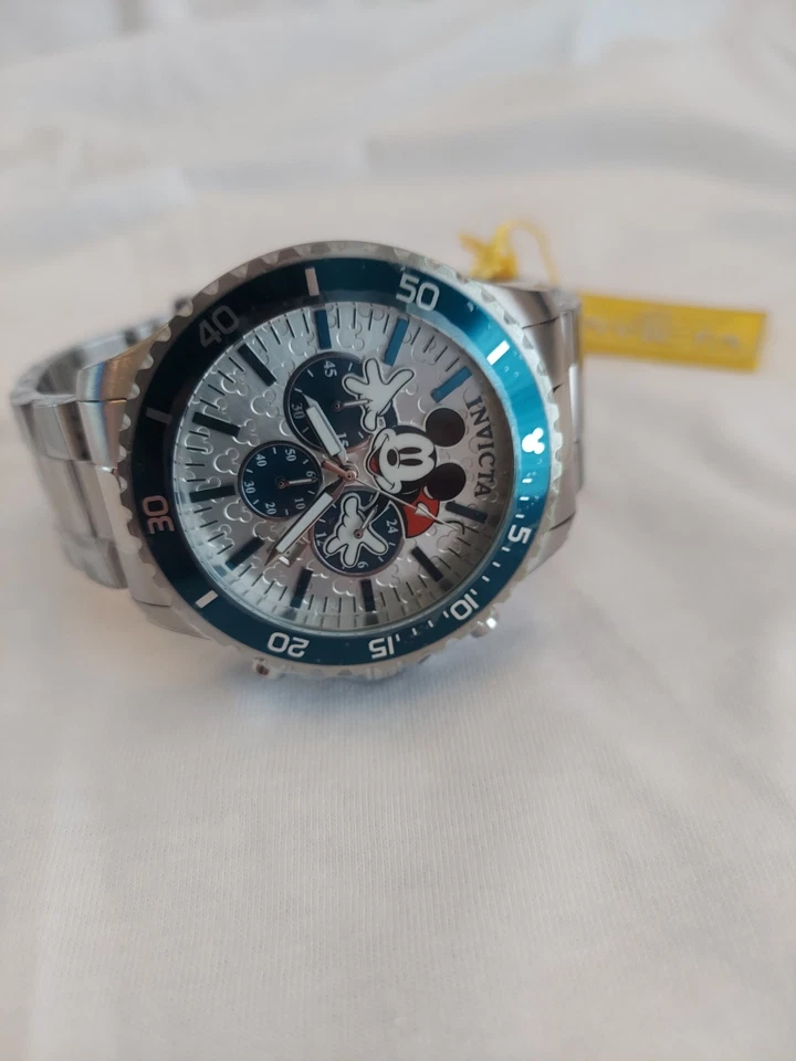 New, Retired Invicta Disney® Mickey Mouse 48mm Men's Pro Diver Silver Blue Watch - Image 4 of 4