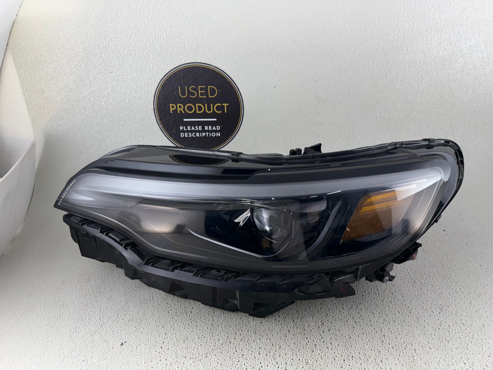 OEM | 2019 - 2023 Jeep Cherokee LED Headlight (Left/Driver)