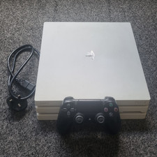 Glacier White PS4 Pro With Controller
