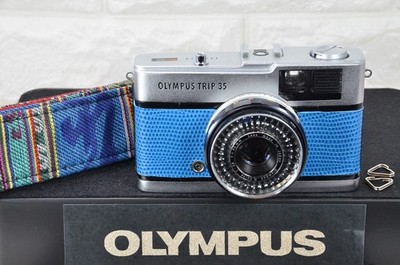 Olympus Trip 35 Blue Leather [ Near Mint ] 40mm f2.8 Fully Working