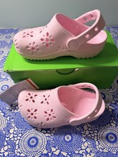 Crocs Classic Floral Cut Out Clog Kids Pink C11