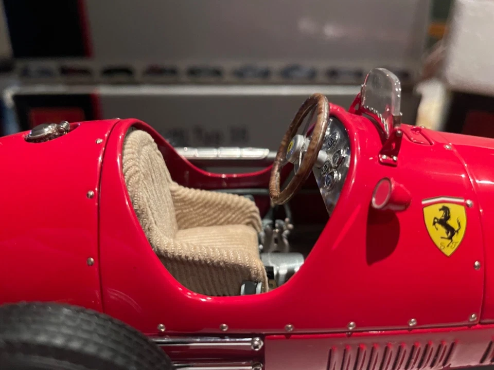 CMCExclusive Modelle Ferrari 500 F2 1953Solitair-Modell 1:18Item No. M-056 - Immagine 4 di 4