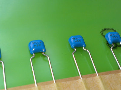 10 Stück MURATA 1µF 50V X7R 10% Ceramic Capacitor pitch=5mm (M1584)