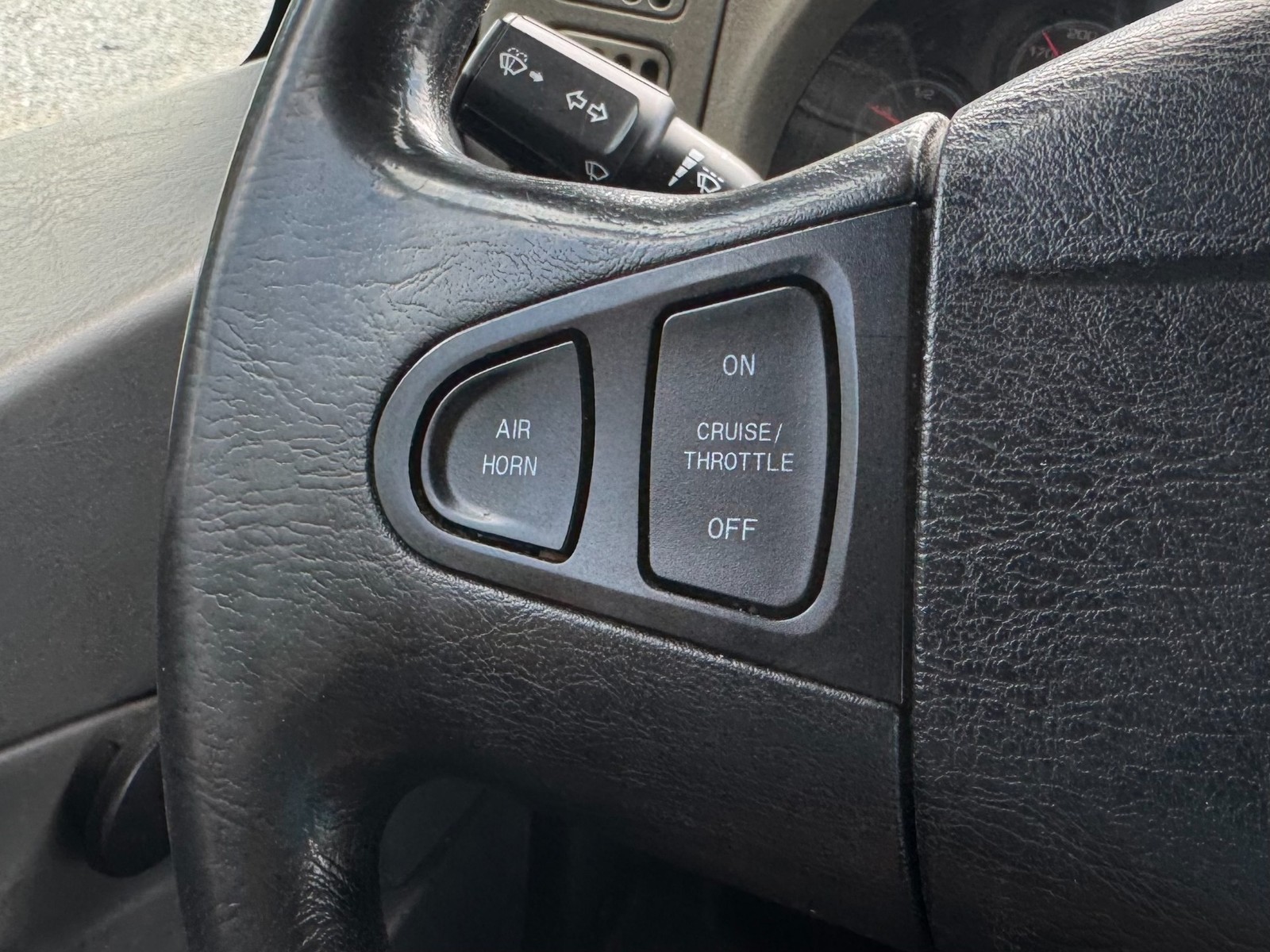 2019 International CA61-187 CONV CAB TRUCK 4X2 6.7L 430 thumbnail 37