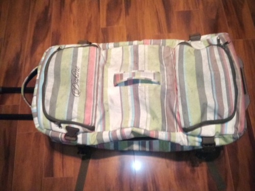 Dakine 32" Girls Split Roller 120L Multi Color Everything Works - Picture 8 of 24