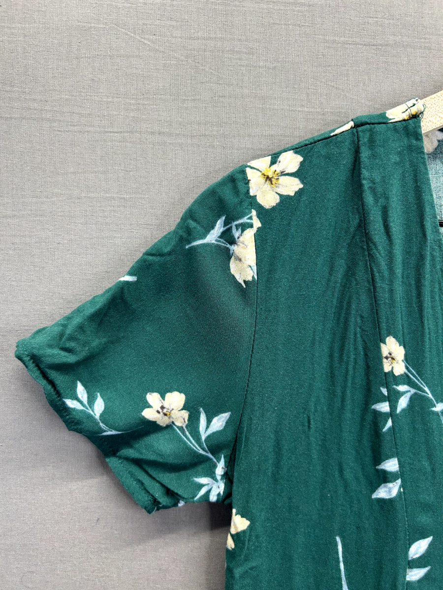 Lottie Moss Womens Green Dress Floral Button Short Sleeve V-Neck Size M | eBay Lottie Moss Womens Green Dress Floral Button Short Sleeve V-Neck Size M | eBay