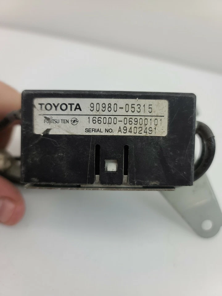 Unidad de módulo de filtro de ruido de antena 98-05 Lexus GS400 GS430 GS300 90980-05315 OEM Foto 2 de 4