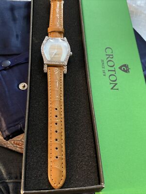 NEW IN BOX CROTON TANK WATCH CN207514 QUARTZ HONEY BROWN  display picture 3