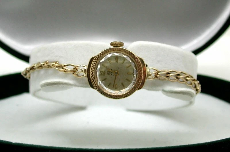 Ladies 9 clearance carat gold watches