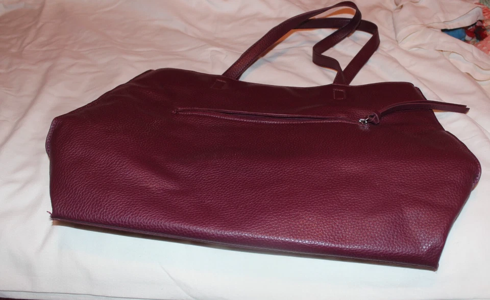 BOLSO DE MANO GRANDE CITY STREETS - BORGOÑA - 16X13 Foto 2 de 2