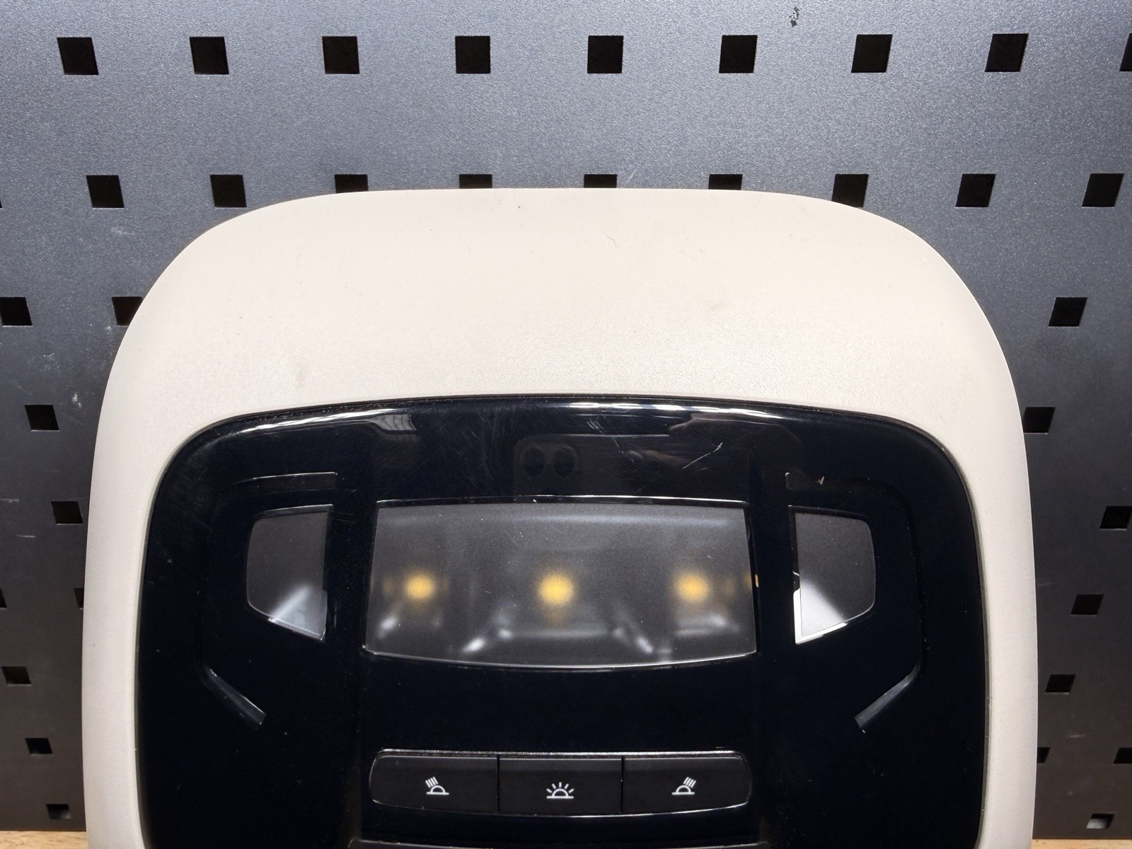 Maserati Ghibli 2014-2020 Dome light switch P/N 06701668080