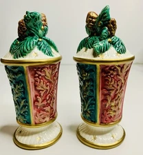 Vintage Christmas Fritz & Floyd Damask Pine Bough Salt and Pepper Shakers. Nice!