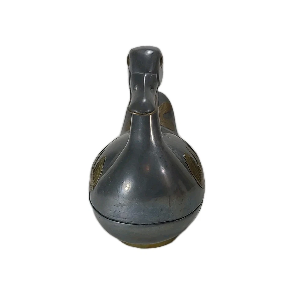 Plato de baratija cubierto de pato de latón grabado vintage de peltre 5" x 6" Hong Kong Foto 2 de 4