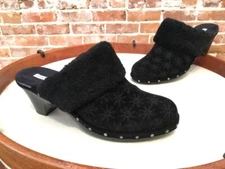 Isaac Mizrahi Oak Black Suede Embroidered Daisy Shearling Heeled Mules New