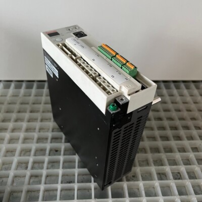 Rexroth Indramat DKC10.3-008-3-MGP-01VRS 295610 Umrichter