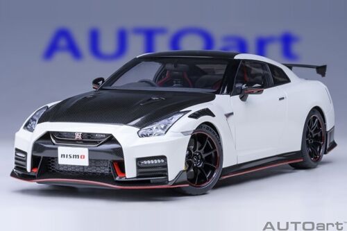 1/18 77501  NISSAN GT-R (R35) NISMO 2022 SPECIAL EDITION (BRILLIANT WHITE PEARL) - Picture 1 of 5