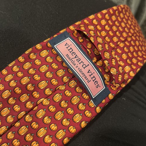 MARTHA'S VINEYARD VINES SHEP & IAN Pumpkin 100% SILK RED NECK TIE