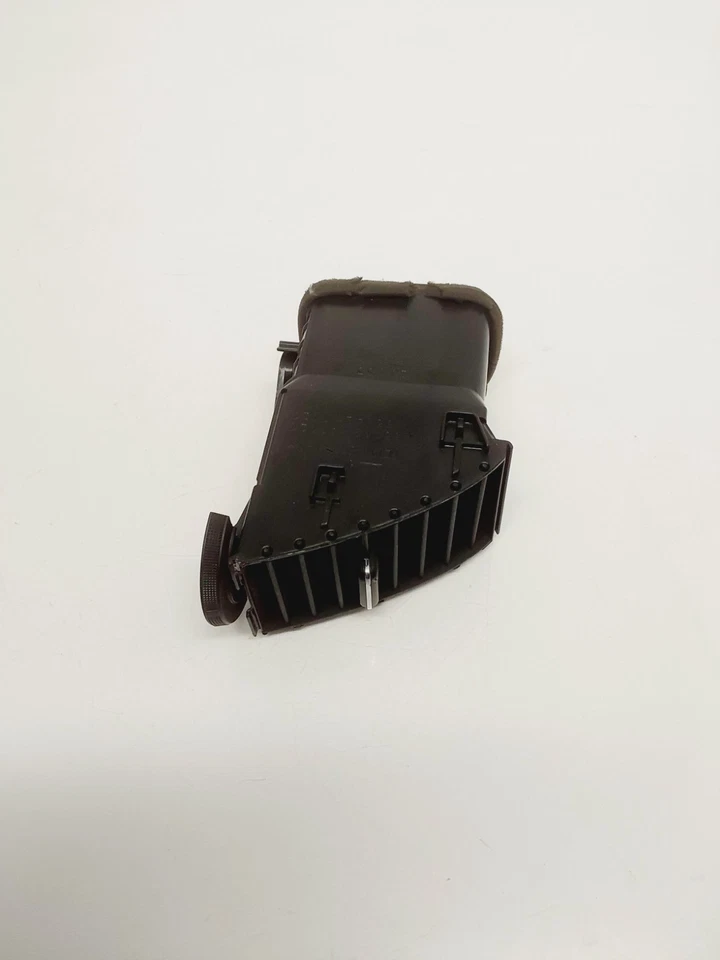 2004-2009 TOYOTA PRIUS DRIVER LEFT SIDE DASH AIR VENT OEM 55062-47010 - Image 4 of 4