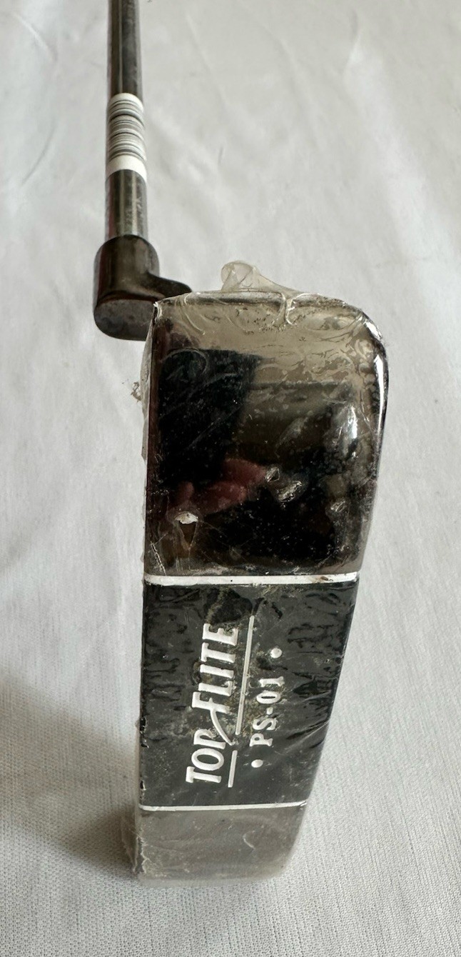 Foto 11 di 16